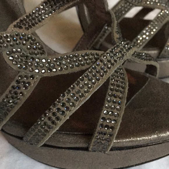 Smoke grey high heel sandal - Picture 2 of 2